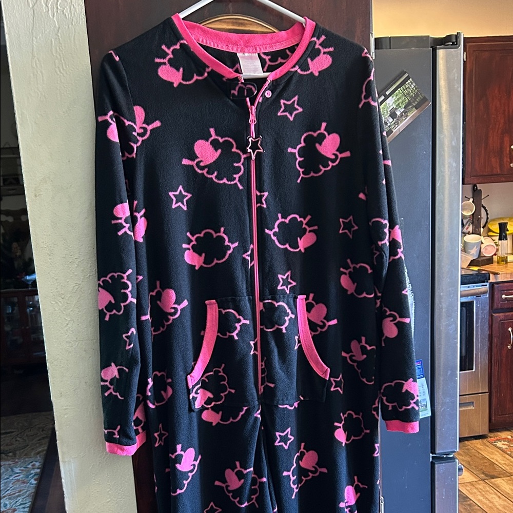 Secret Treasures Black and Pink Kids Pajama Set